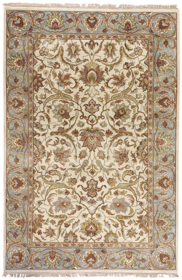 Hand Knotted
Made in India 
Aarohee Rug
Home Decor Rugs